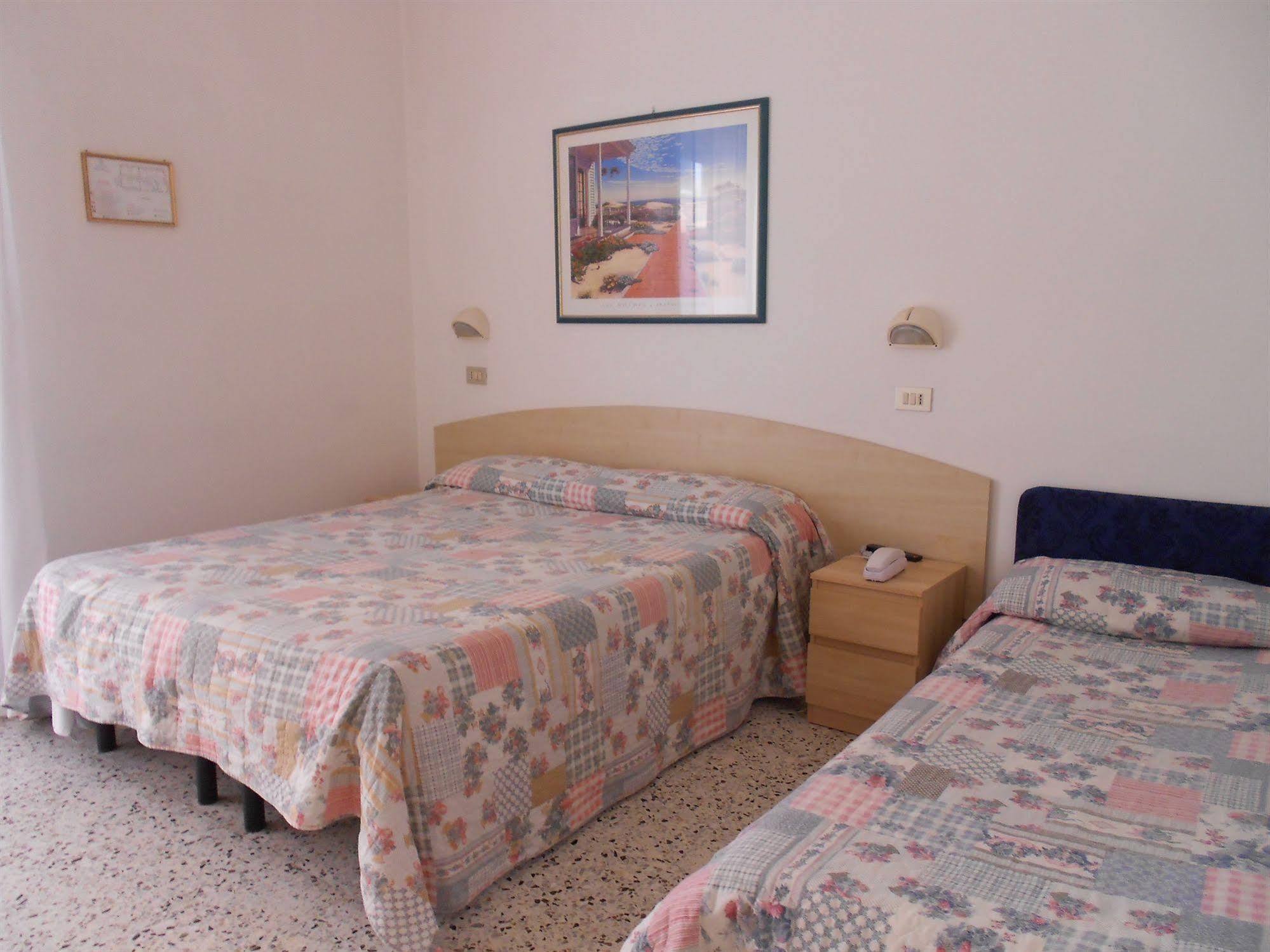 Hotel Laguna Blu Rimini Ngoại thất bức ảnh